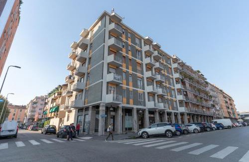 Crescenzago Apartment | Modern Cimiano Suite 22: Family-Friendly Comfort Awaits