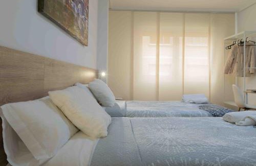 Logrono City Centre House | Family-Friendly CINCO VILLAS: Your Budget Escape Awaits