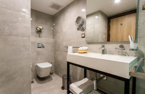 Al Ulaya Apartment | Delightful Cindyan Apartments by The Quarter - 4-Star Escape