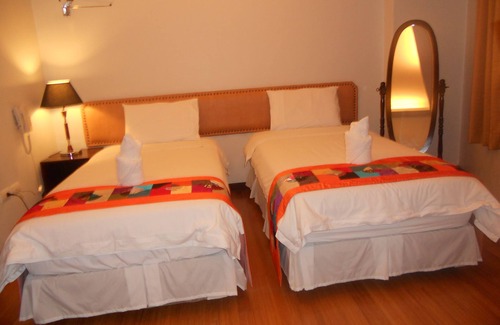 Mandaue Hotel | Budget-Friendly Cinfandel Suites with Family-Focused Amenities