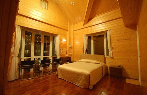 Ren'ai House | Family-Friendly CIngjing Farm Jenku Villa: A Relaxing Getaway