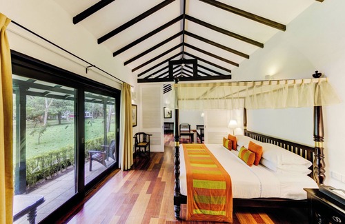 Habarana Cabin | Experience Cinnamon Lodge: Elegant Stay with Spa & Pool