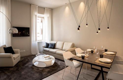 Trento Old Town Apartment | Cozy Cinquanta4 Charme Apartment: Family & Pet Friendly Stay