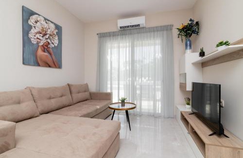 Zakynthos Apartment | Discover Cinque Terre Kamelia: Oceanfront Retreat Rated 9.8