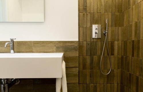 Province of Messina House | Discover CinqueStanze Affittacamere: Pet-Friendly Retreat