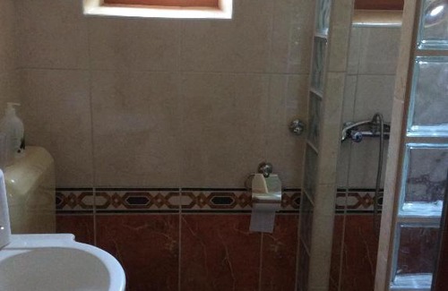 Gyoparosfuerdo House | Cozy CINTIA Napsugár Üdülőház with Family-Friendly Amenities