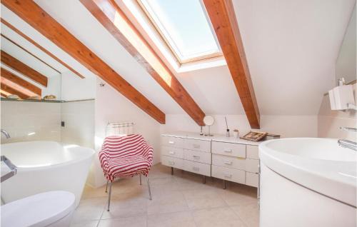 Cisano sul Neva House | Discover Cioso 15: Top Rated Pet & Child Friendly Escape