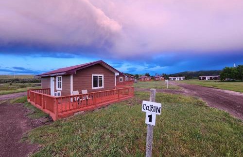 East Glacier Park Village Hotel | Comfortable Circle R Motel: Pet Friendly & Budget-Friendly Stay