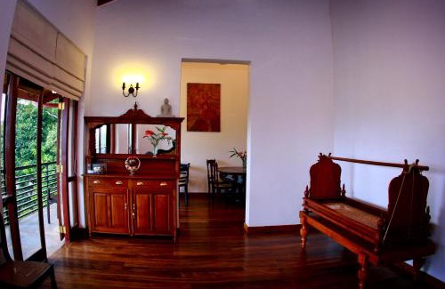 Tennekumbura Bed & Breakfast | Relaxing Oceanfront Stays at Cirute' Talwatte, Kandy