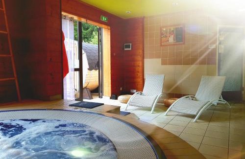 Val Cenis Resort | Discover CIS-Ethic Etapes de Val Cenis with Pool & Spa
