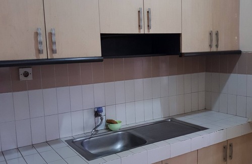 Cisarua Bed & Breakfast | Charming Cisarua Indah Cottage with Pool & Family Amenities