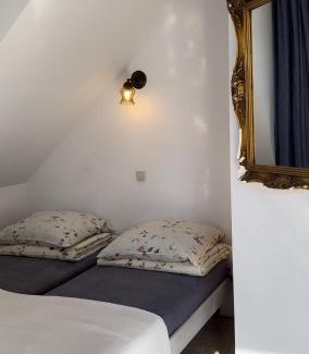 Jeleniewo House | Pet-Friendly Cisowe Sioło with Oceanfront Pool & Views