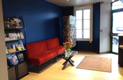 Douarnenez Hotel | Discover Cit'Hotel Du Port Rhu: Family & Pet-Friendly Stay
