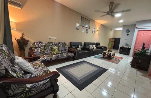 Lutong House | Family-Friendly Escape at Citadil Homestay - Rated 8.6/10