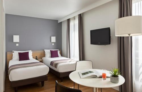 Quartier Saint-Ambroise Apartment | Discover Citadines Bastille Marais: Pet-Friendly Comfort