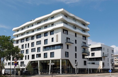 Oberhausbergen Apartment | Discover Citadines Eurometropole Strasbourg: Pet-Friendly Retreat