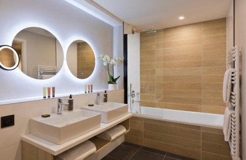 Oberhausbergen Apartment | Inviting Retreat at Citadines Eurometropole Strasbourg