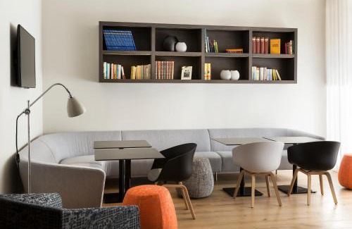 Les Cordeliers Apartment | Pet-Friendly Citadines Presqu'île Lyon with Breakfast Options