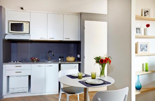 Les Cordeliers Apartment | Pet-Friendly Citadines Presqu'île Lyon with Breakfast Options