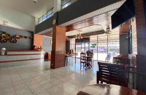 Khao Sam Yot Hotel | Budget-Friendly Stay at Citi Place Hotel - Family Friendly