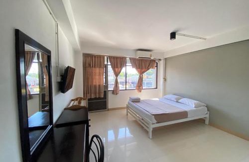 Khao Sam Yot Hotel | Budget-Friendly Stay at Citi Place Hotel - Family Friendly