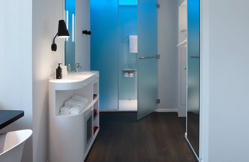 Bukit Bintang Hotel | Eco-Friendly Comfort at citizenM Kuala Lumpur Bukit Bintang