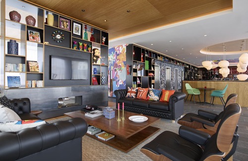 Shoreditch Hotel | Elegant citizenM London Shoreditch: Top-Rated Eco-Friendly Stay