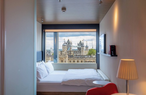 Tower Hill Hotel | Eco-Friendly Retreat at citizenM Tower of London