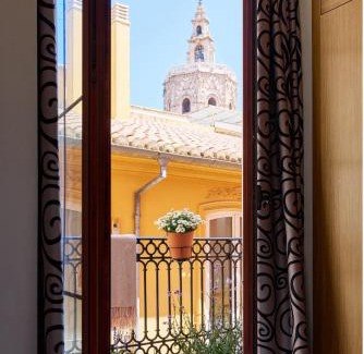 La Seu Apartment | Family-Friendly Stay at Citizentral Juristas - 4-Star Comfort