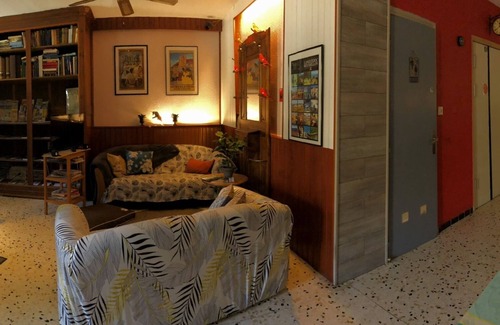 Villeneuve-les-Beziers Hotel | Eco-Friendly Retreat at Citotel Las Cigalas with Ocean Views