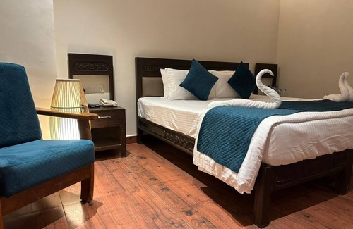 Mandla Resort | Discover Citrus Prime Kanha Resort with Pool & Breakfast