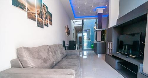 Victoria House | Pet-Friendly Cittadella B&B with Breakfast & Family Amenities