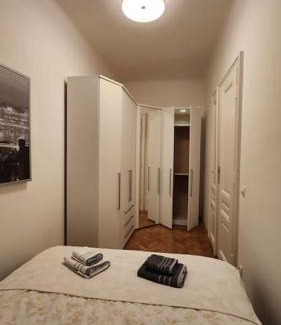 Altlerchenfeld Apartment | Family-Friendly City Apartment Near 1st District Awaits