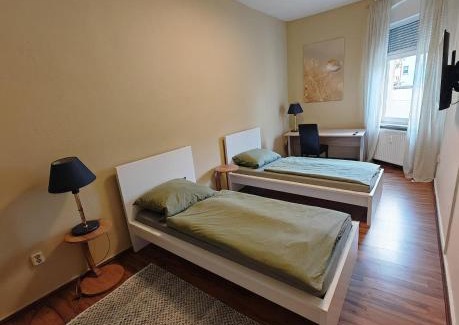 Cottbus Apartment | City Apartment I 75qm I Kostenloser Parkplatz I Nähe Staatstheater I WLAN