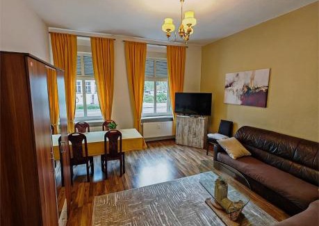 Cottbus Apartment | City Apartment I 75qm I Kostenloser Parkplatz I Nähe Staatstheater I WLAN