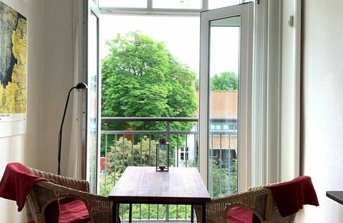 Christianshavn Apartment | Cozy City Apartment in Copenhagen with Breakfast Included
