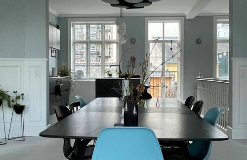 Frederiksberg Apartment | Bright City Apartment in Frederiksberg for Family Getaways