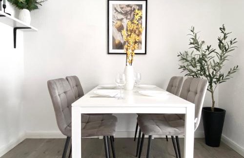 Reutlingen Apartment | Family-Friendly City Apartment No1 for Your Next Getaway