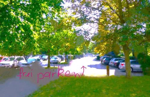 Odenkirchen-Mitte Apartment | Convenient City Hotel with Spa, Restaurant & Pet-Friendly Stay
