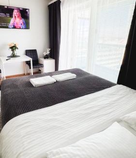 Oulu Apartment | City Center Studio with Scenic View & Convenient Parking