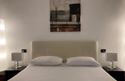 Cremona Apartment | Prime Location Hotel - Steps from Historic City Center