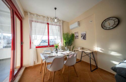 Durres Apartment | Prime City Center Apartment with Balcony - Guest Rated 10/10