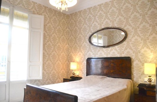 El Botanic Apartment | Premier Hotel with Garden View & WiFi in City Centre