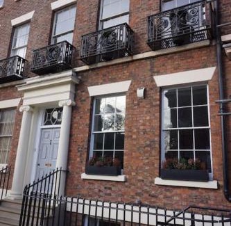 Hope Street Apartment | Exceptional City Centre Georgian Quarter Apartment with Pets Allowed