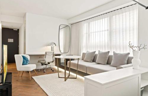 Darlinghurst Apartment | Cozy City Centre Studio Steps from Hyde Park