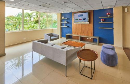 Tuxtla Gutierrez Hotel | Discover City Express by Marriott Tuxtla Gutiérrez Hotel