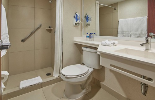 Cuautlancingo Hotel | Discover City Express by Marriott Puebla Finsa - Guest Rated 8.4