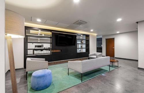 Minerales Hotel | Convenient Stay at City Express by Marriott Guadalajara