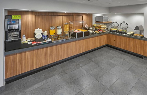 Tijuana Hotel | Inviting City Express by Marriott Tijuana Otay with Spa & Dining