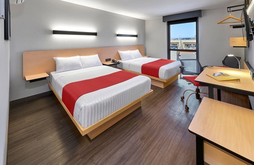 Tijuana Hotel | Inviting City Express by Marriott Tijuana Otay with Spa & Dining